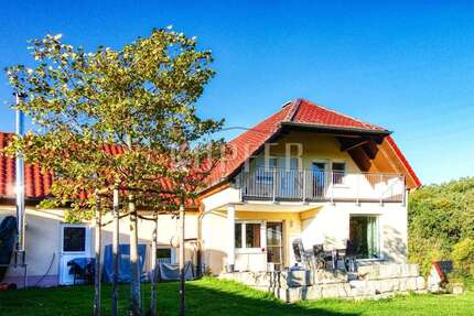 Haus Gerhardshofen - 9 Zimmer, 231 m&sup2;, 740.000&euro; | Angebot:25791622