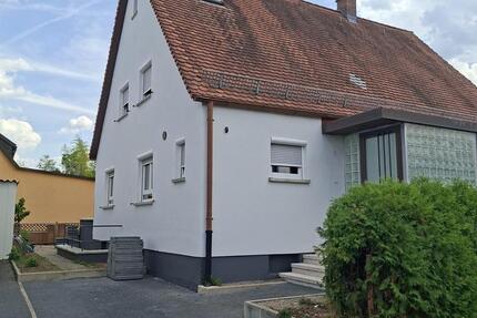 Haus Nürnberg Gebersdorf - 3 Zimmer, 90 m&sup2;, 1.550&euro; | Angebot:27620947