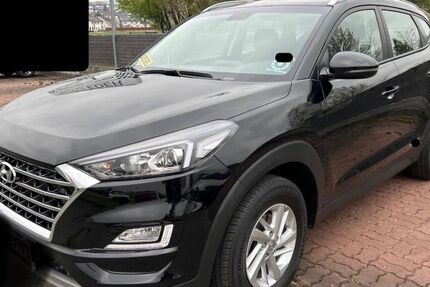 Hyundai TUCSON 70.000 km 13.900 &euro; Nürnberg 90431