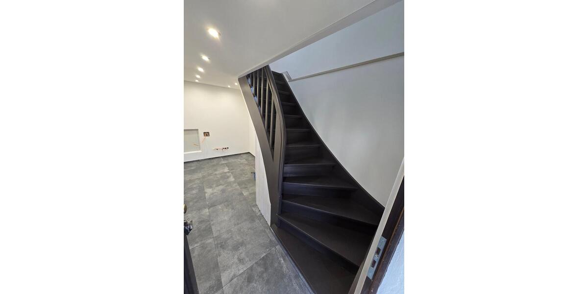 Einfamilienhaus Wendelstein - 1 Zimmer, 90 m&sup2;, 1.300&euro; | Angebot:25872934