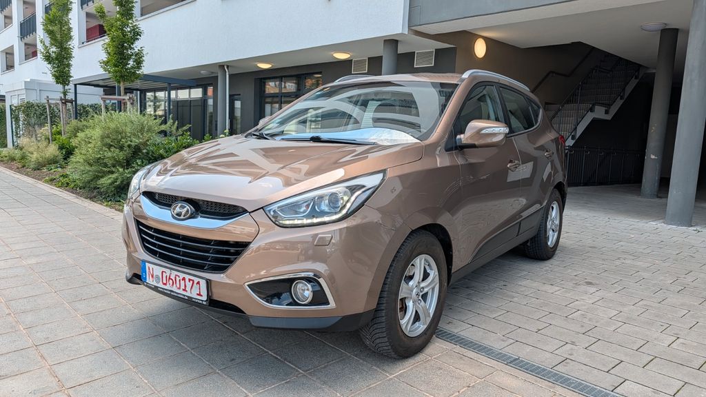 Hyundai ix35 225.000 km 5.900 &euro; Nürnberg 90439