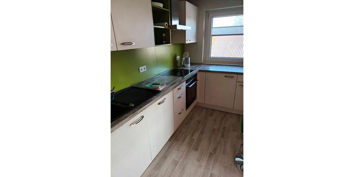 Etagenwohnung Cadolzburg - 9 Zimmer, 140 m&sup2;, 17&euro; | Angebot:25869149