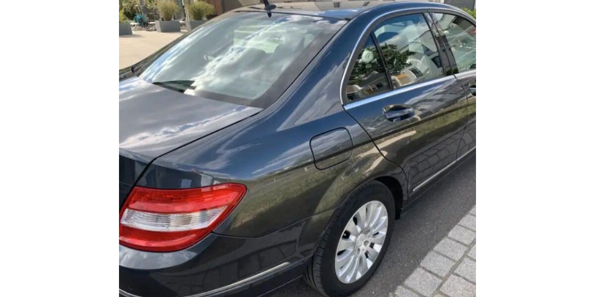 Mercedes-Benz C 180 146.100 km 7.700 &euro; Nürnberg 90489