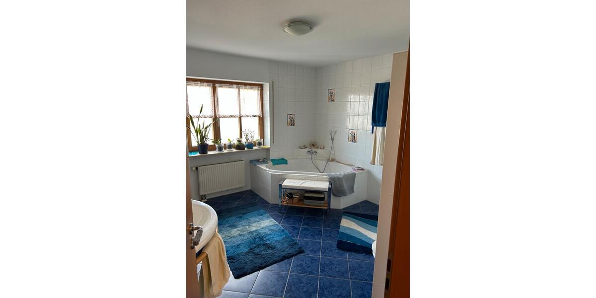 Erdgeschoßwohnung Altdorf bei Nürnberg - 3.5 Zimmer, 110 m&sup2;, 1.400&euro; | Angebot:25929832