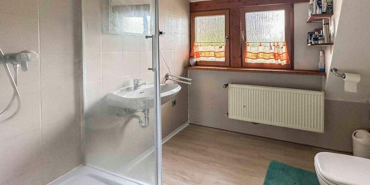 Einfamilienhaus Büchenbach - 8 Zimmer, 455.000&euro; | Angebot:25879113