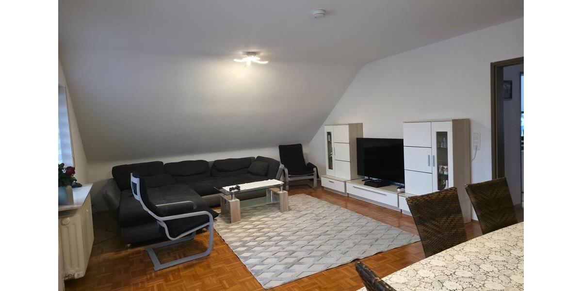 Dachgeschoßwohnung Röthenbach an der Pegnitz - 3 Zimmer, 88 m&sup2;, 900&euro; | Angebot:26492899