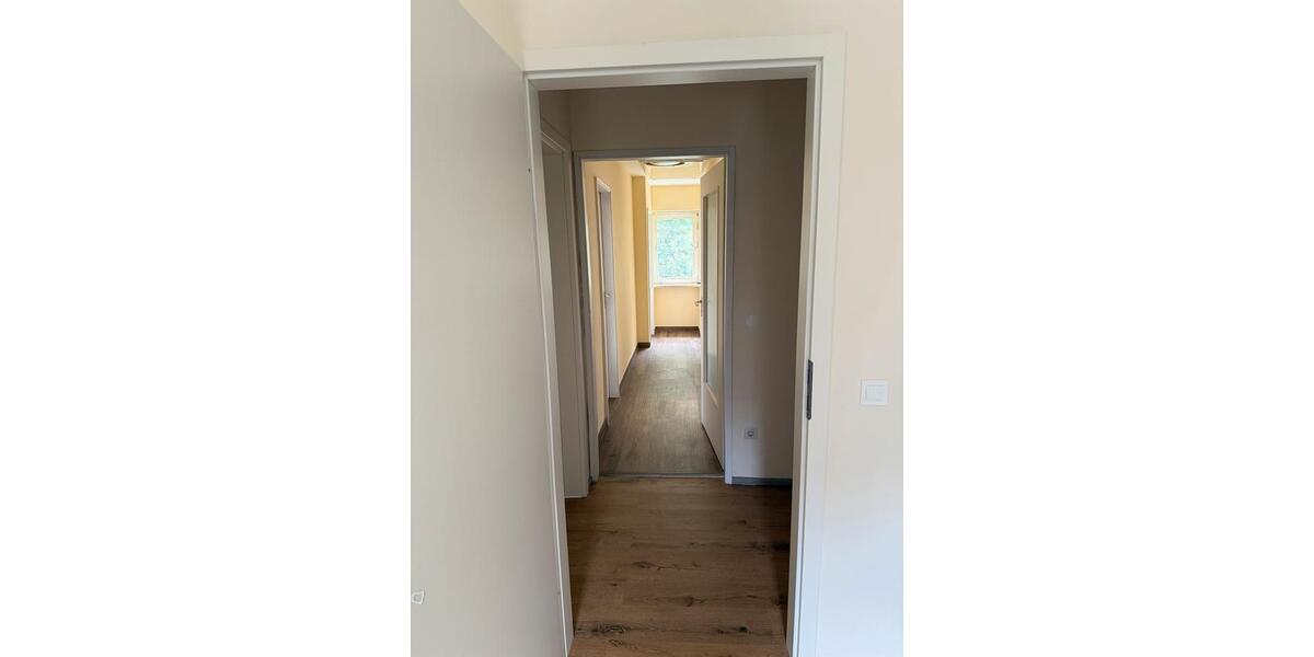 Dachgeschoßwohnung Fürth Bislohe - 3 Zimmer, 60 m&sup2;, 1.100&euro; | Angebot:25382348