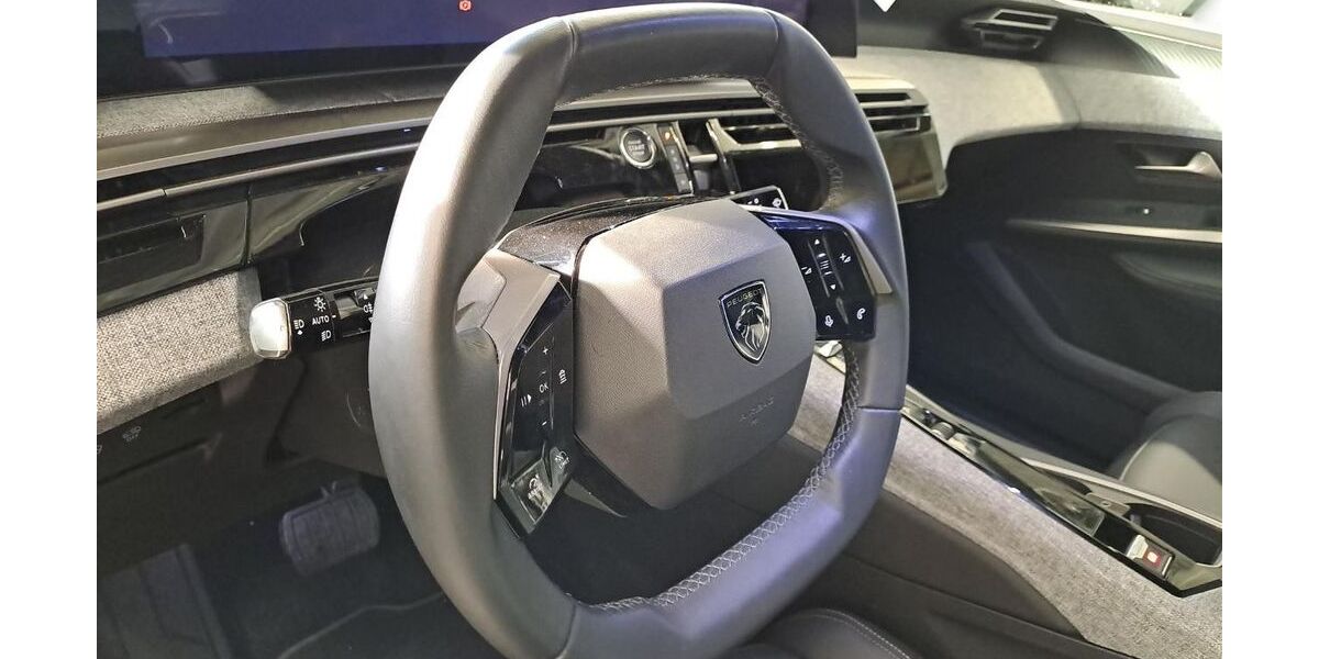 Peugeot 5008 18.180 km 29.999 &euro; Röthenbach a. d. Pegnitz 90552