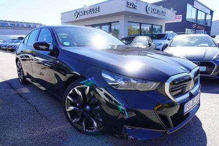 BMW i5 16.000 km 65.999 &euro; Fürth 90763