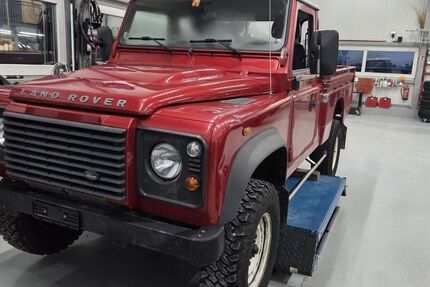 Land Rover Defender 275.633 km 23.799 &euro; Nürnberg 90441