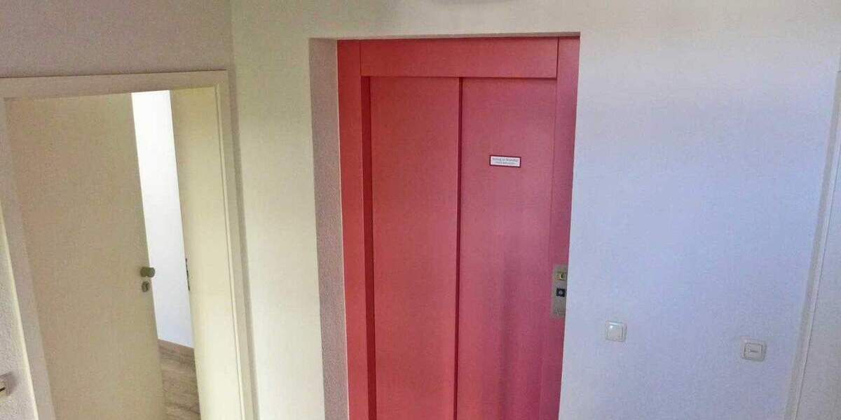 Etagenwohnung Nürnberg Rehhof - 3 Zimmer, 84 m&sup2;, 390.000&euro; | Angebot:25926645