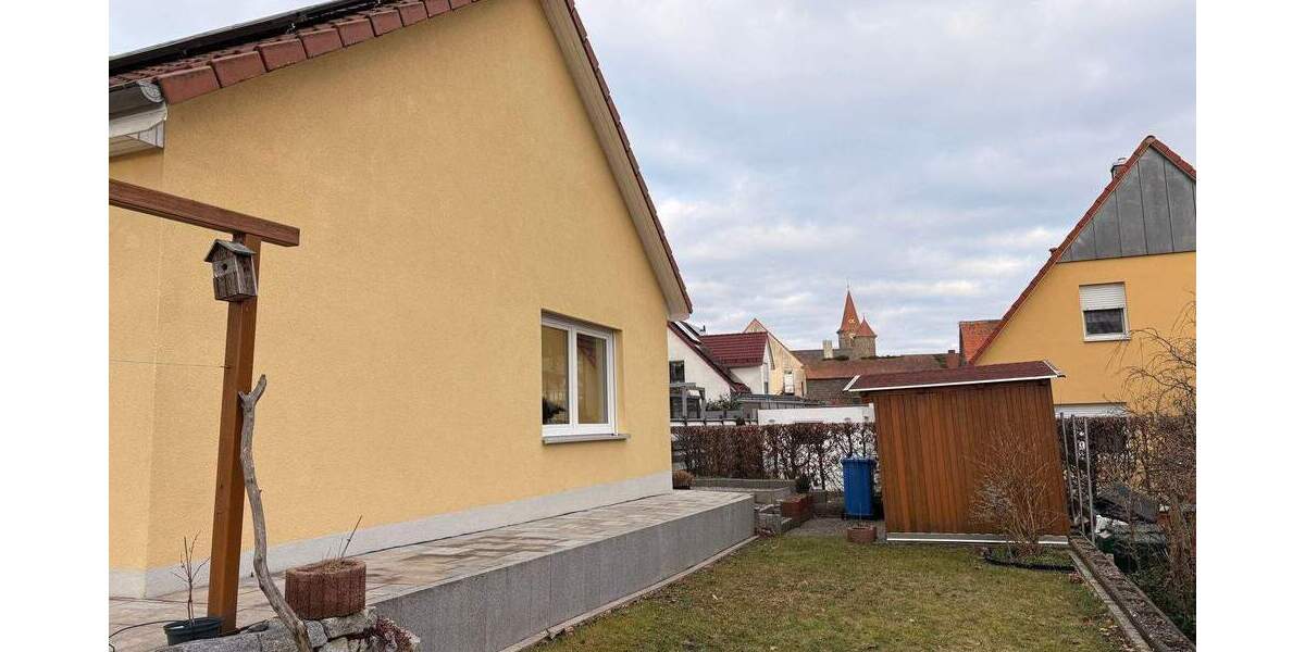 Bungalow Büchenbach - 4 Zimmer, 111 m&sup2;, 650.000&euro; | Angebot:25747997
