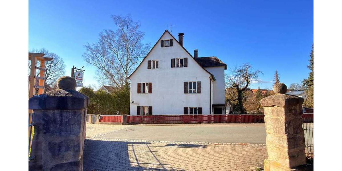 Einfamilienhaus Uttenreuth - 9 Zimmer, 240 m&sup2;, 590.000&euro; | Angebot:25545119