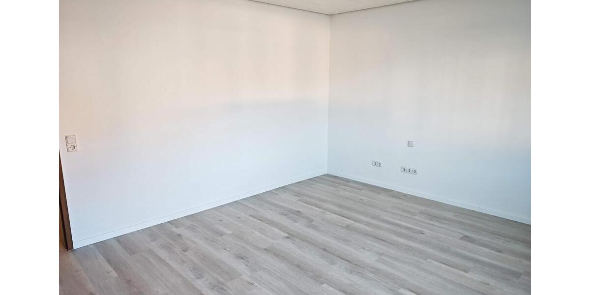 Etagenwohnung Uttenreuth - 3 Zimmer, 89 m&sup2;, 1.200&euro; | Angebot:25350349