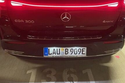 Mercedes-Benz EQA 32.000 km 33.100 &euro; leinburg 91227