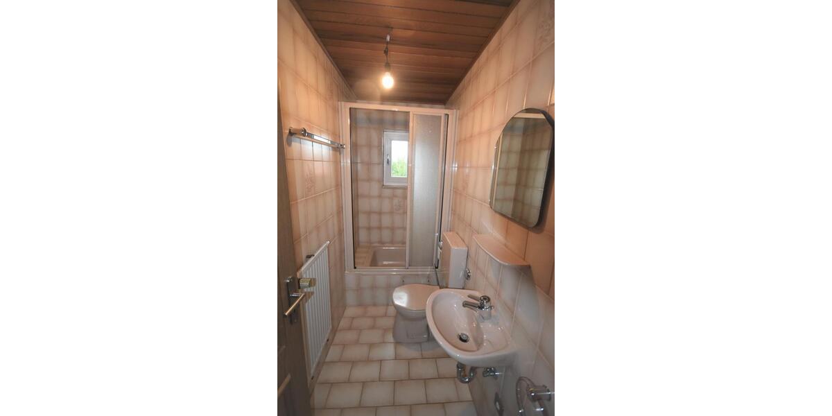 Etagenwohnung Pyrbaum - 5 Zimmer, 123 m&sup2;, 990&euro; | Angebot:26491282