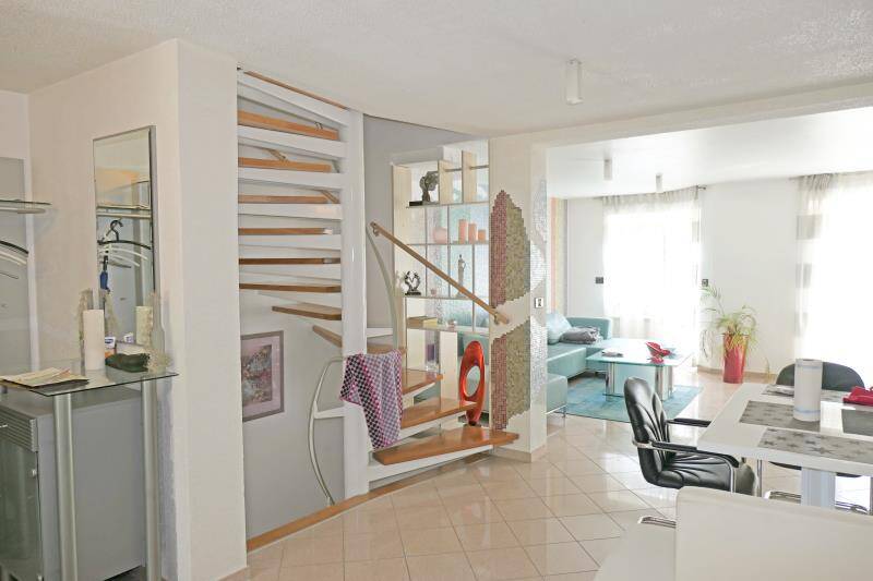 Reihenmittelhaus Nürnberg Neuröthenbach - 4 Zimmer, 140 m&sup2;, 590.000&euro; | Angebot:25734911