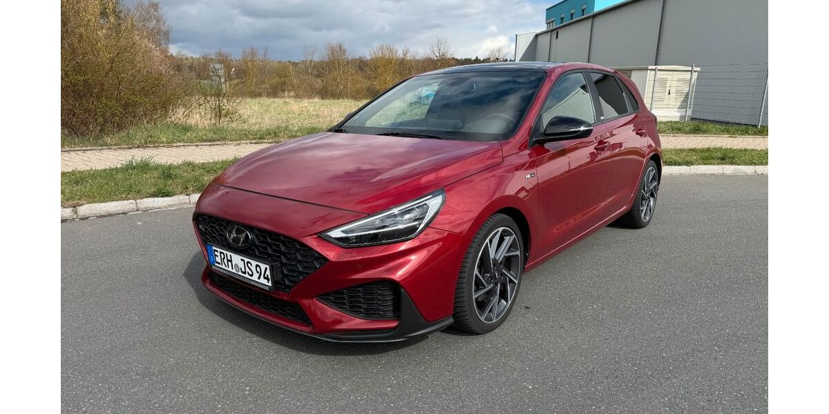 Hyundai i30 89.000 km 18.900 &euro; Herzogenaurach 91074