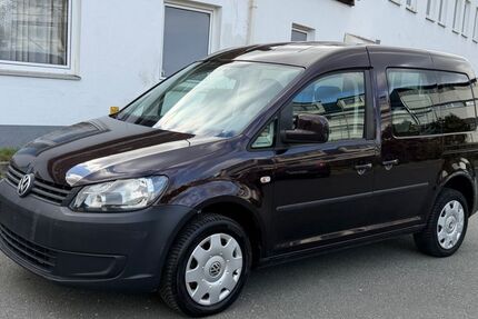 VW Caddy 208.055 km 6.990 &euro; Nürnberg 90441