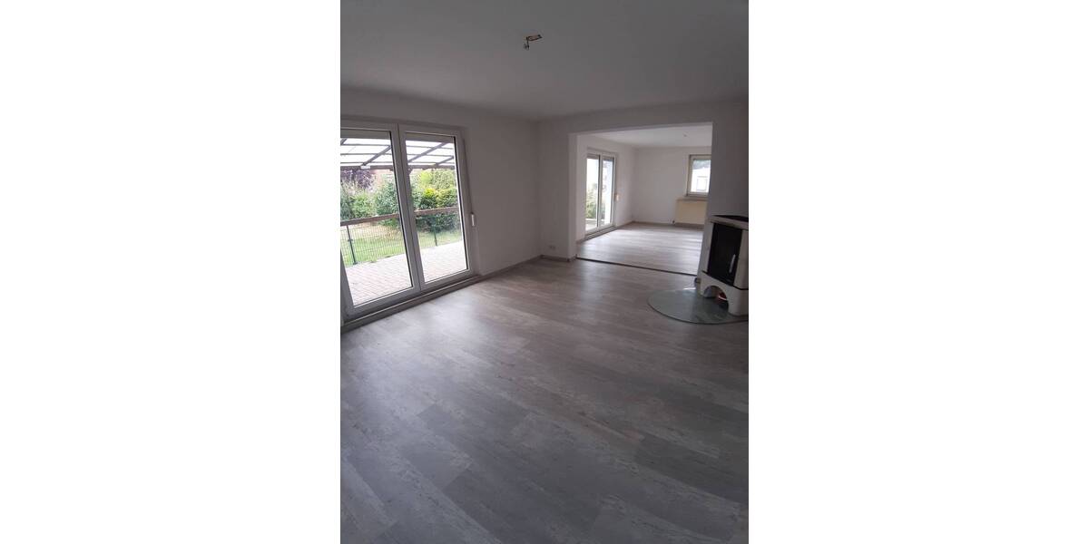 Einfamilienhaus Zirndorf - 6 Zimmer, 130 m&sup2;, 650.000&euro; | Angebot:25662806