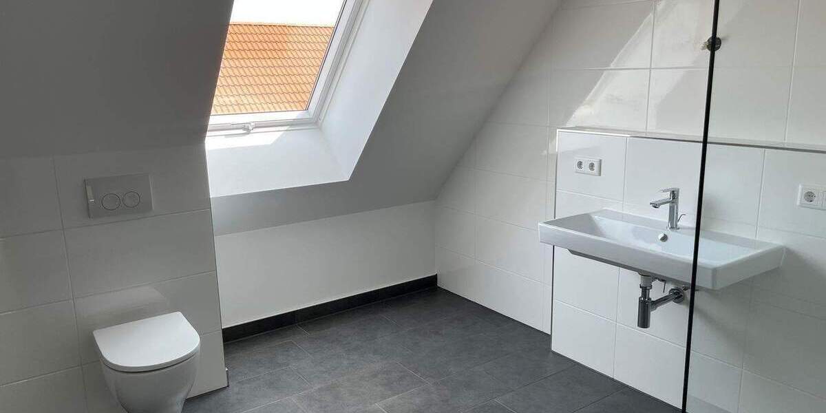 Doppelhaushälfte Markt Erlbach Eschenbach - 5 Zimmer, 121 m&sup2;, 1.690&euro; | Angebot:25666569