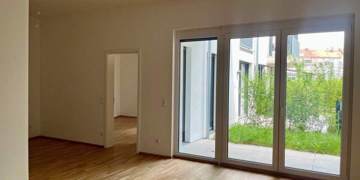 Terrassenwohnung Nürnberg Gostenhof - 2 Zimmer, 66 m&sup2;, 999&euro; | Angebot:26501537