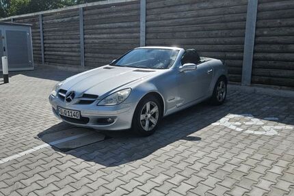 Mercedes-Benz SLK 200 242.343 km 5.690 &euro; Nürnberg 90449