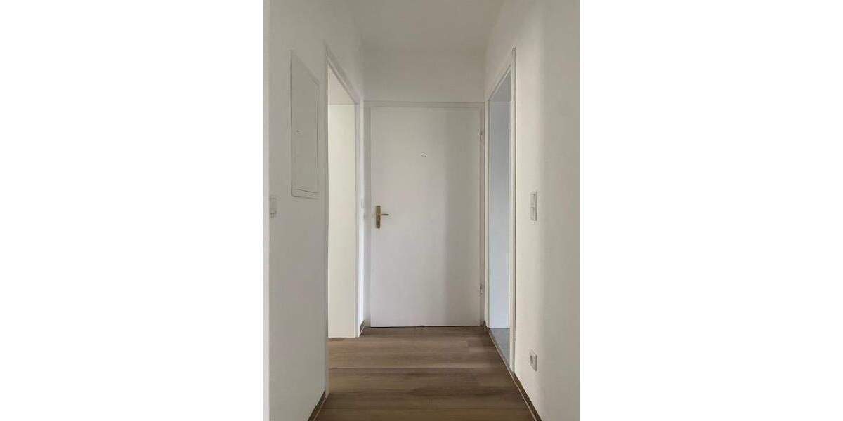 Etagenwohnung Nürnberg Steinbühl - 3 Zimmer, 70 m&sup2;, 770&euro; | Angebot:25665544