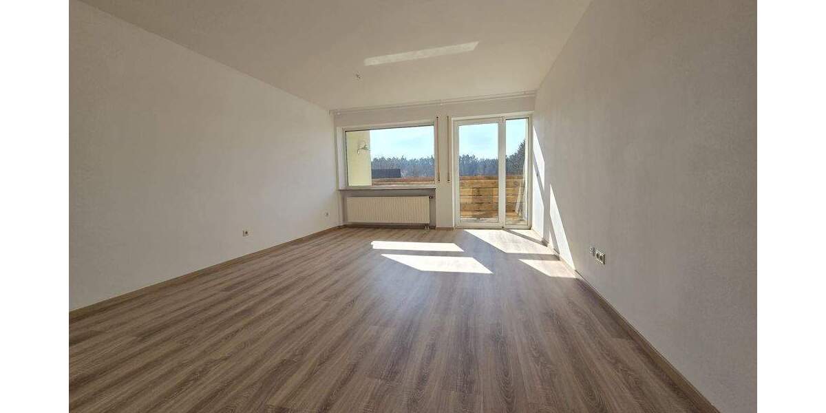 Etagenwohnung Roth Bernlohe - 4 Zimmer, 104 m&sup2;, 292.000&euro; | Angebot:25745295
