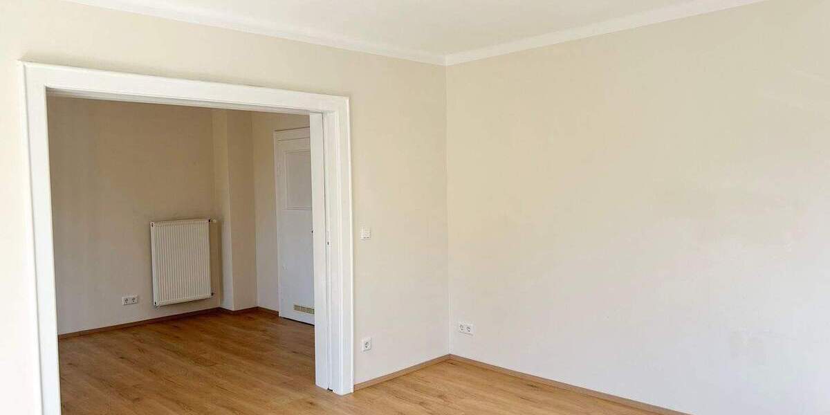 Etagenwohnung Nürnberg Laufamholz - 3 Zimmer, 91 m&sup2;, 1.100&euro; | Angebot:26595192