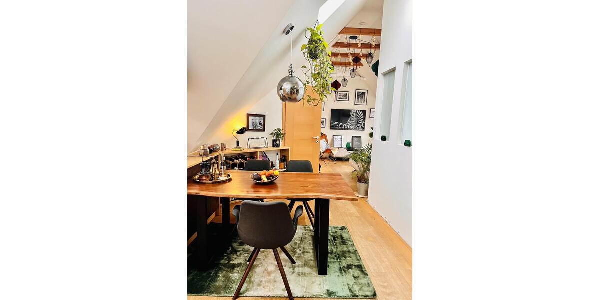 Dachgeschoßwohnung Nürnberg Hasenbuck - 3 Zimmer, 65 m&sup2;, 1.200&euro; | Angebot:26544452