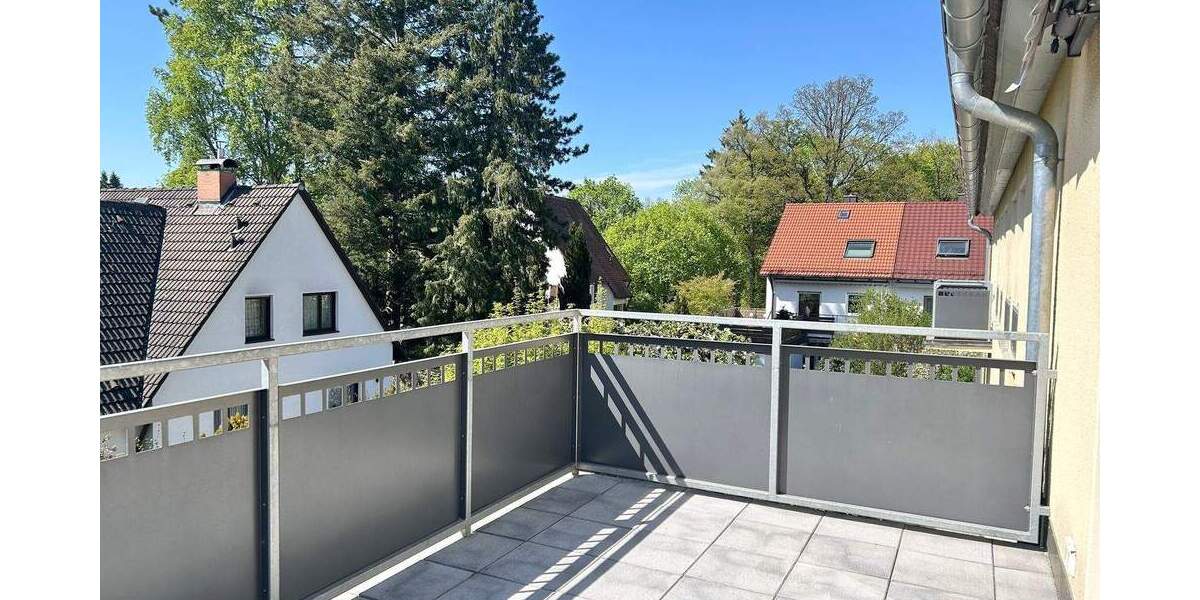 Etagenwohnung Nürnberg Laufamholz - 3 Zimmer, 91 m&sup2;, 1.100&euro; | Angebot:26595192