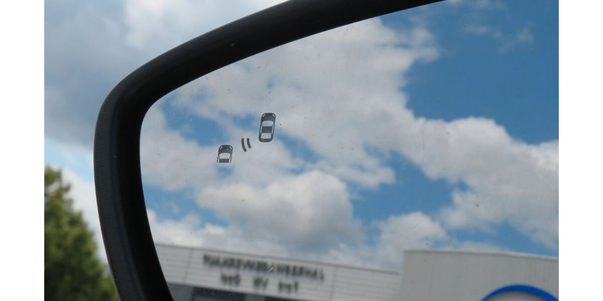 Ford Focus 2.911 km 25.799 &euro; Nürnberg 90431