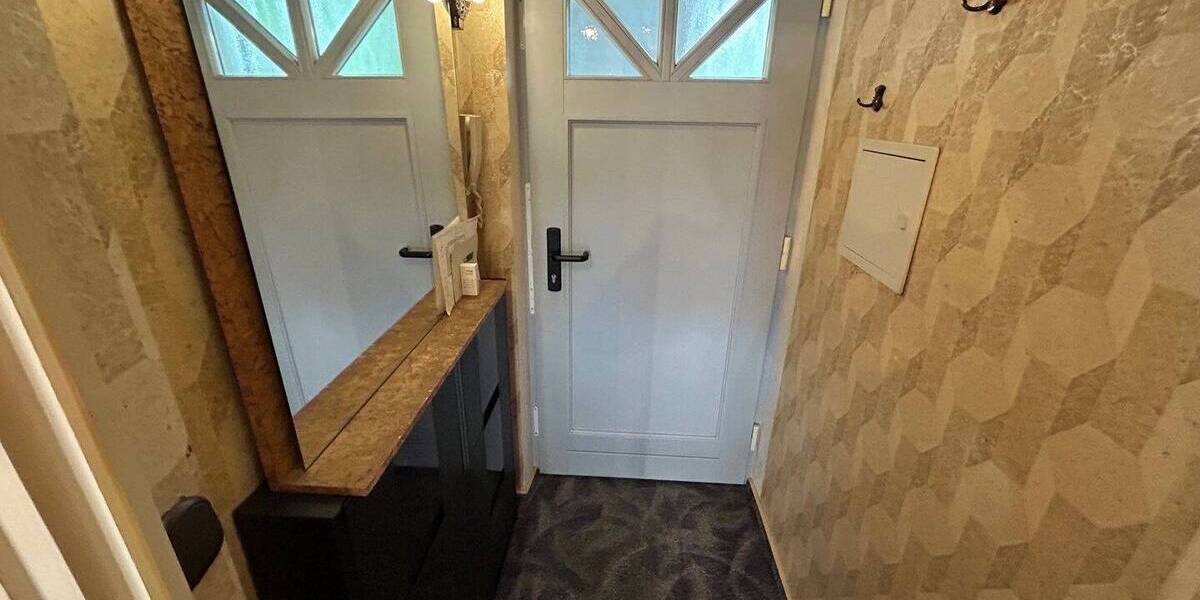 Etagenwohnung Erlangen Innenstadt - 4 Zimmer, 104 m&sup2;, 349.000&euro; | Angebot:25700820