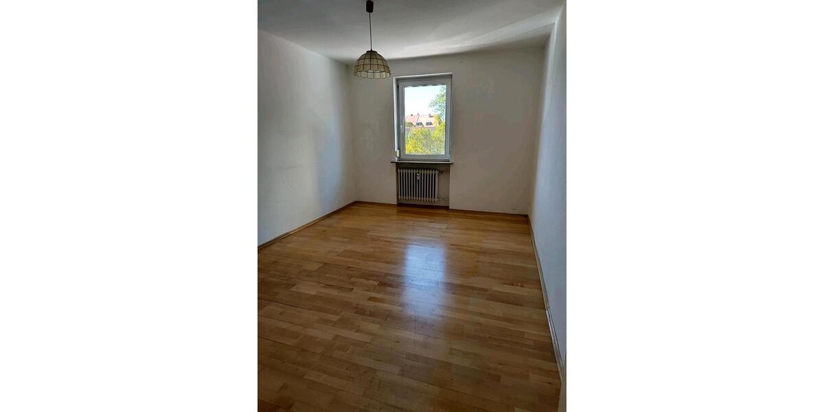 Etagenwohnung Erlangen Am Anger - 3 Zimmer, 81 m&sup2;, 340.000&euro; | Angebot:26415835