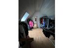 Dachgeschoßwohnung Zirndorf - 4.5 Zimmer, 120 m&sup2;, 1.300&euro; | Angebot:26598093
