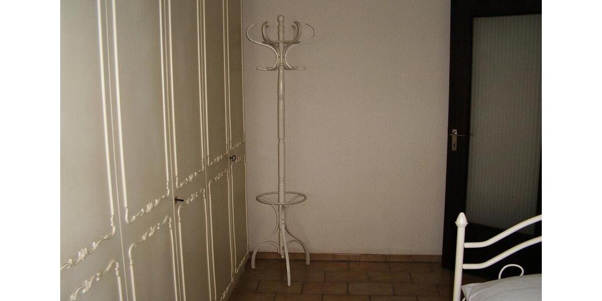 Etagenwohnung Röttenbach - 2 Zimmer, 50 m&sup2;, 255&euro; | Angebot:25636544