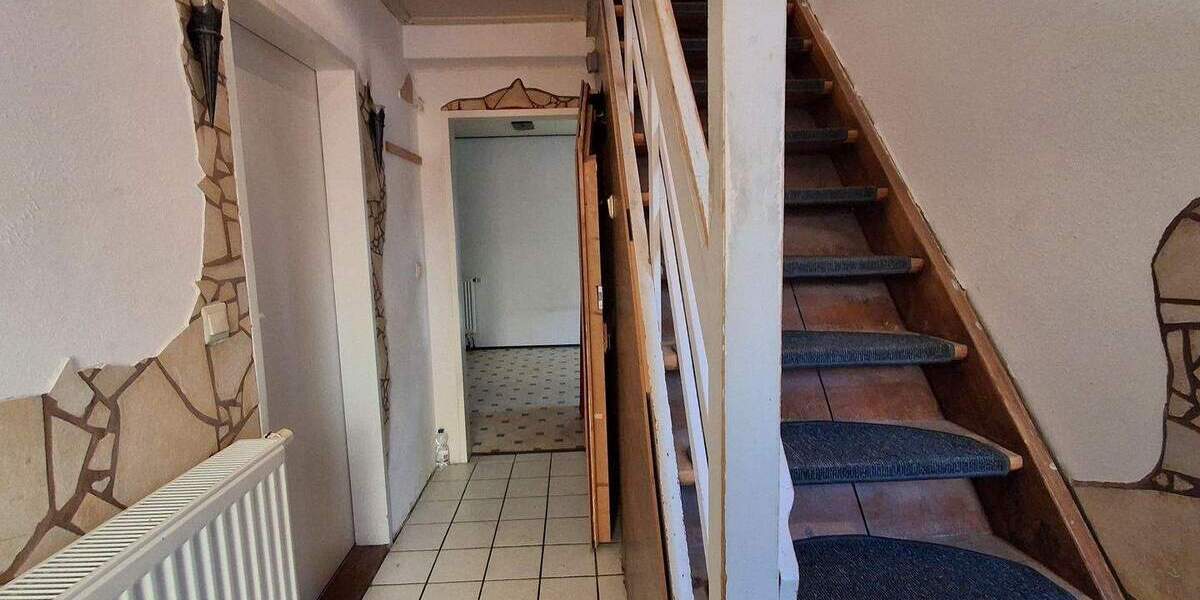 Einfamilienhaus Erlangen Stadtrandsiedlung - 3 Zimmer, 80 m&sup2;, 329.000&euro; | Angebot:25668873