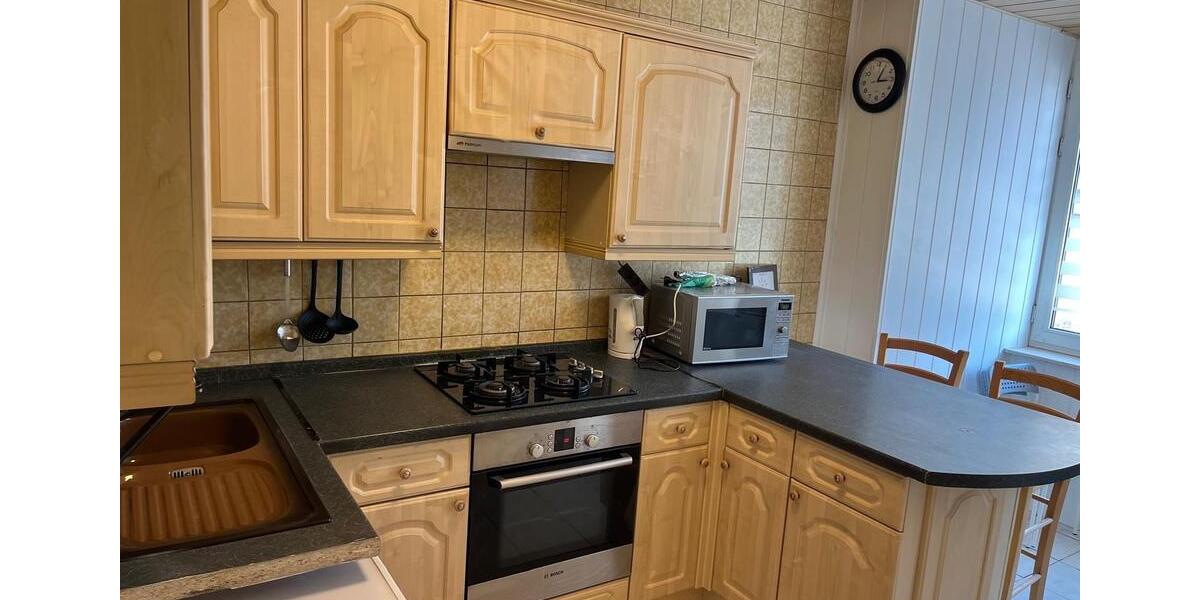 Etagenwohnung Nürnberg Gleißhammer - 4 Zimmer, 90 m&sup2;, 360&euro; | Angebot:25983263