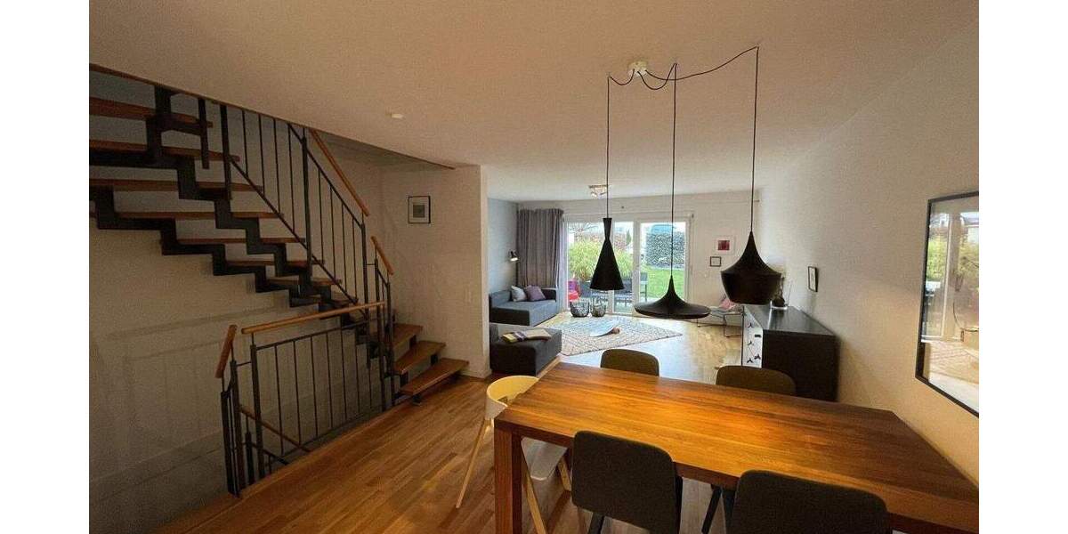 Reihenmittelhaus Nürnberg Nordbahnhof - 5 Zimmer, 140 m&sup2;, 949.000&euro; | Angebot:25717547