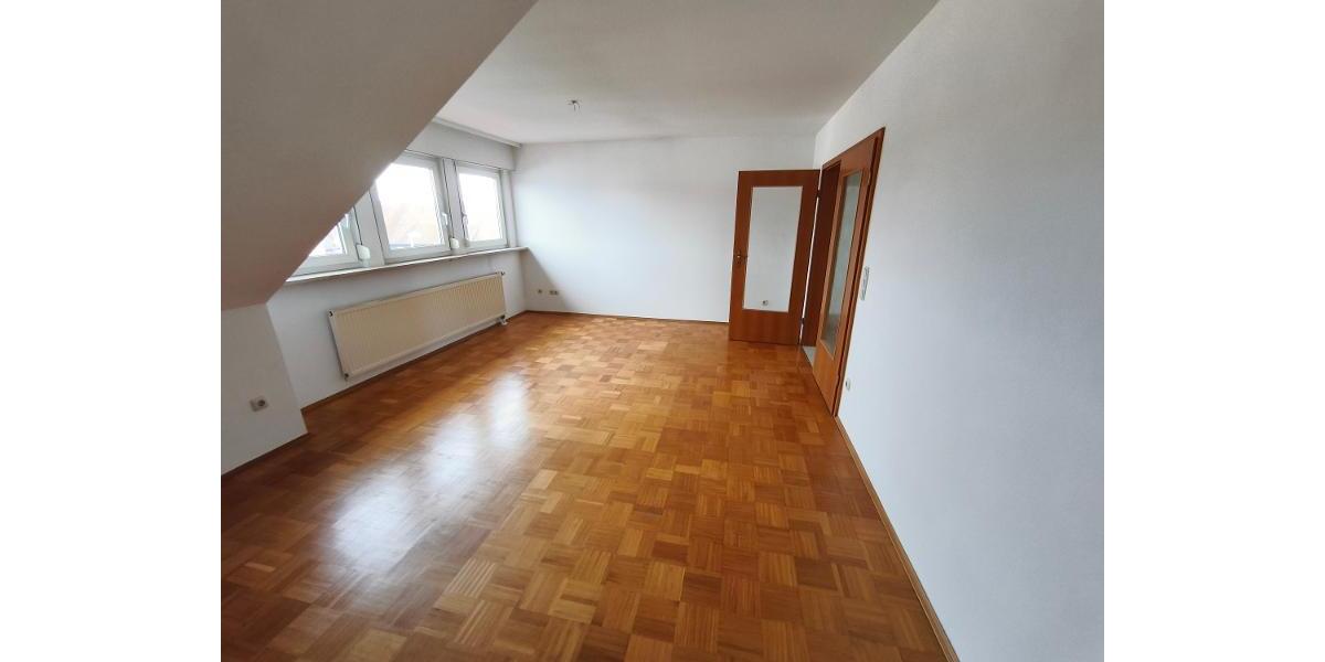 3 Zi. Wohnung (Nr. 6) im DG (2. OG) mit Balkon und Garage - Etagenwohnung Erlangen OT Dechsendorf | Angebot:24315669