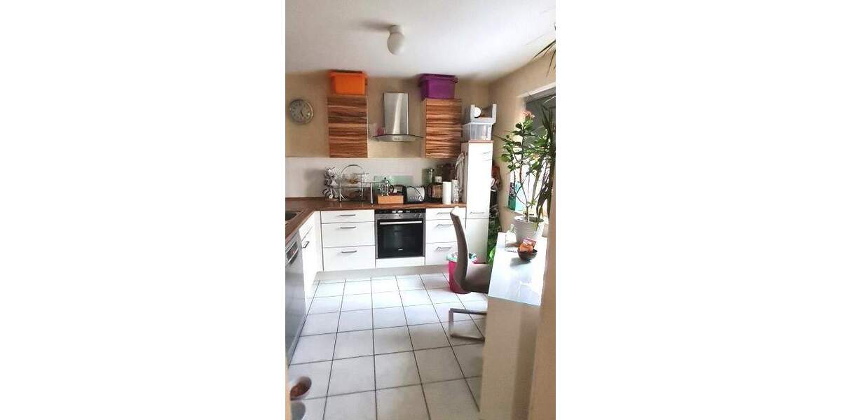 Etagenwohnung Nürnberg Steinbühl - 6 Zimmer, 142 m&sup2;, 425.000&euro; | Angebot:25668898