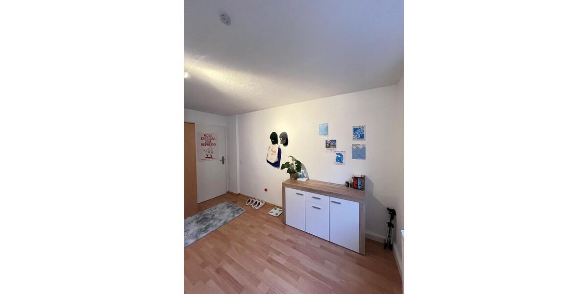 Etagenwohnung Nürnberg Gebersdorf - 15 Zimmer, 75 m&sup2;, 430&euro; | Angebot:25945329