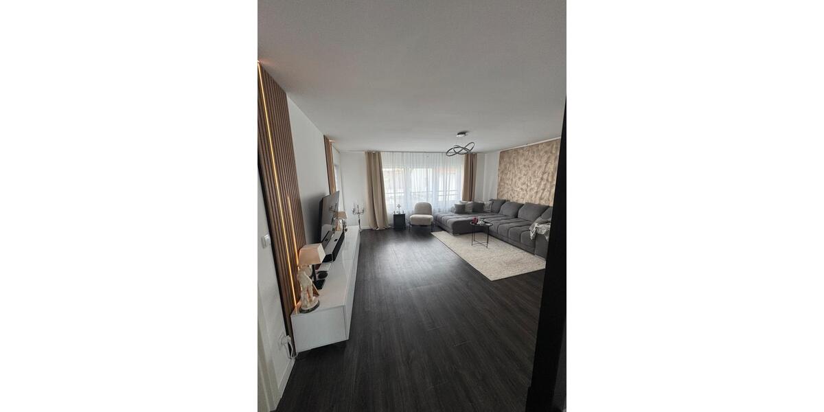 Etagenwohnung Schwabach - 5 Zimmer, 100 m&sup2;, 1.400&euro; | Angebot:26507659
