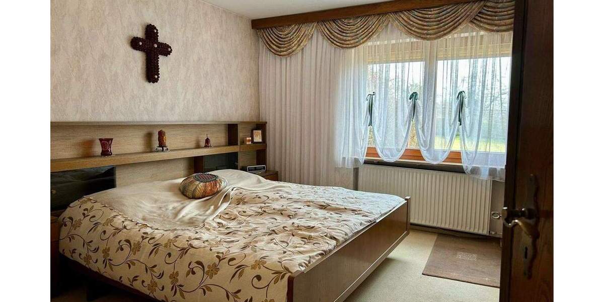 Einfamilienhaus Adelsdorf Aisch - 6 Zimmer, 122 m&sup2;, 345.000&euro; | Angebot:25677867