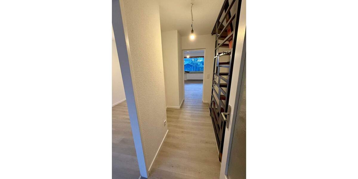 Reihenmittelhaus Nürnberg Thon - 4 Zimmer, 114 m&sup2;, 1.600&euro; | Angebot:25670106