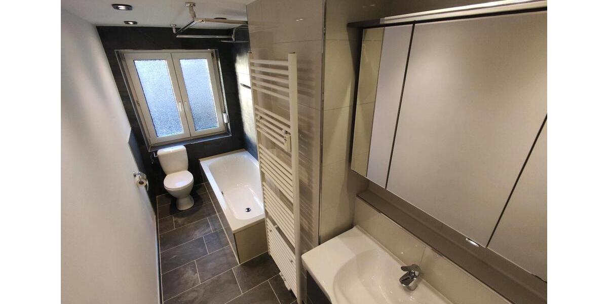 Etagenwohnung Nürnberg Gibitzenhof - 4 Zimmer, 86 m&sup2;, 1.300&euro; | Angebot:26704323