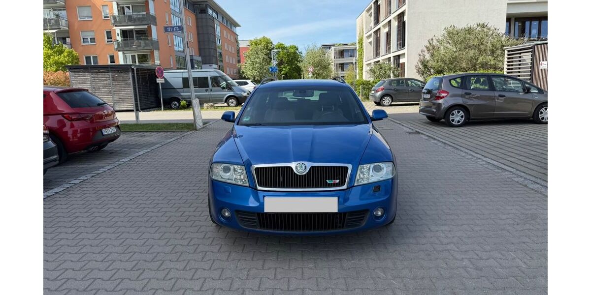 Skoda Octavia 330.000 km 1.590 &euro; Fürth 90766