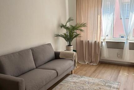 Wohnung Nürnberg - 1.5 Zimmer, 37 m&sup2;, 1.490&euro; | Angebot:25782823