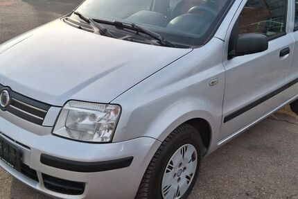 Fiat Panda 133.821 km 2.470 &euro; Fürth 90763